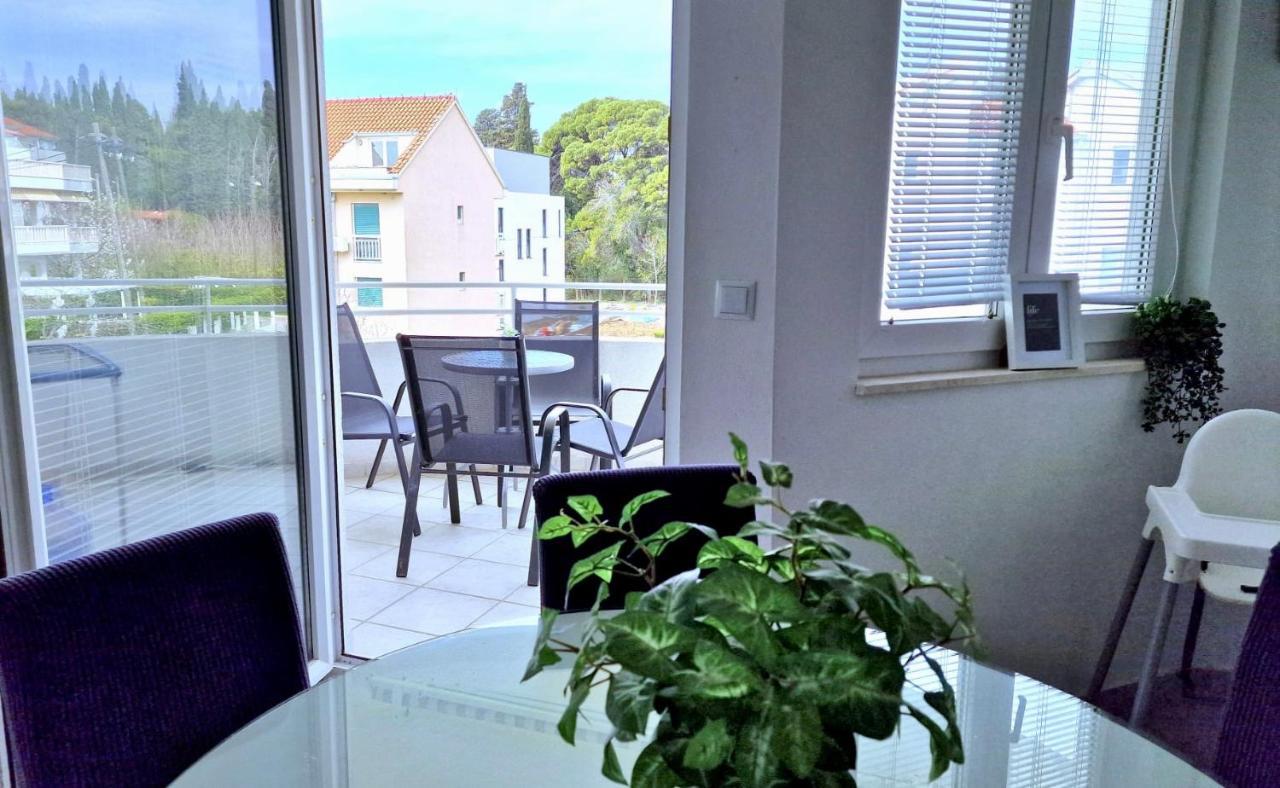 Apartment Silvana Kaštela Kültér fotó