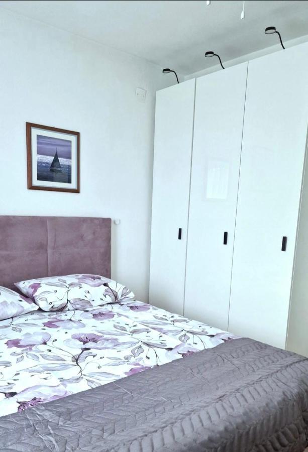 Apartment Silvana Kaštela Kültér fotó